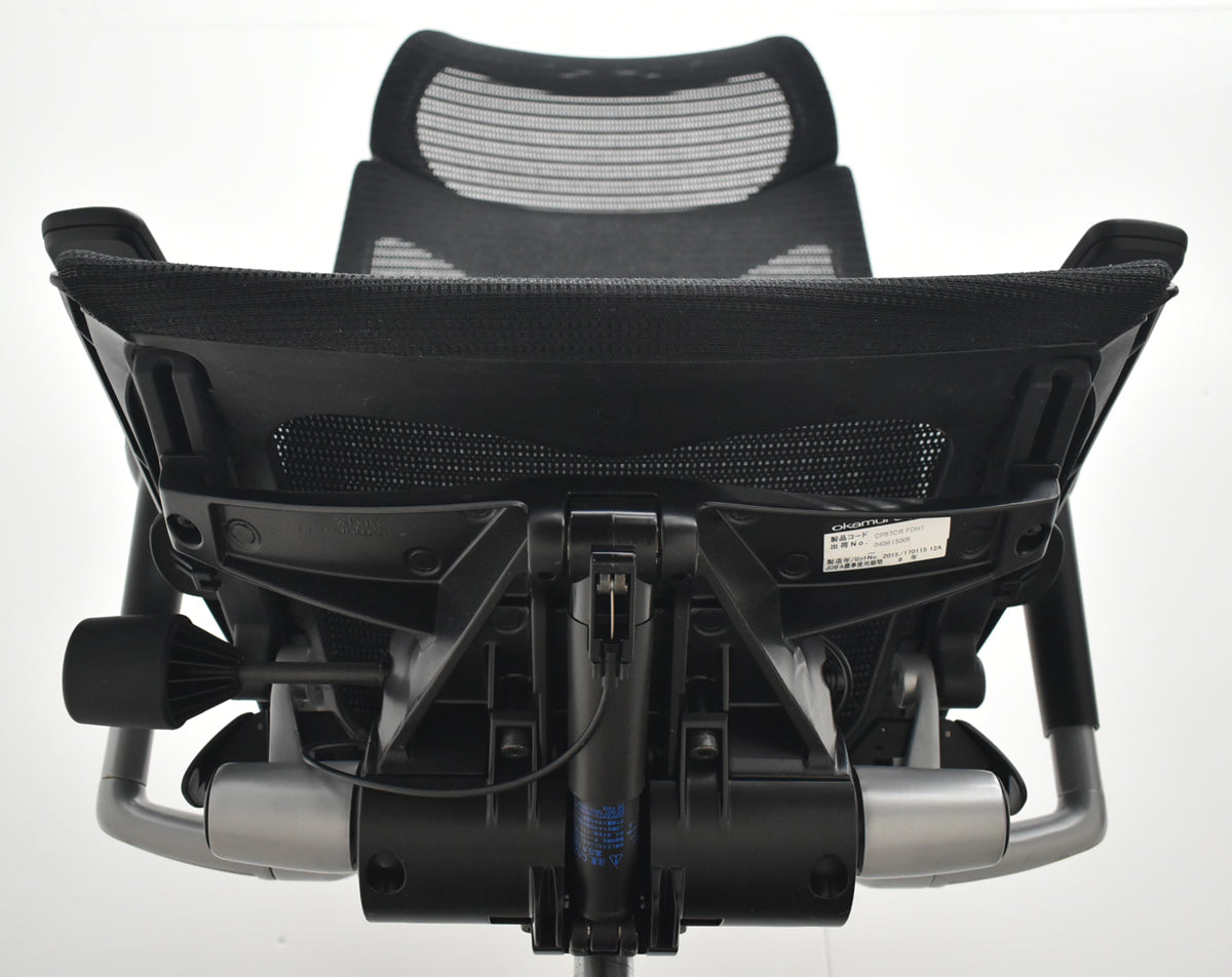 【中古】オカムラ　バロン　エクストラハイバック　可動肘　固定ヘッドレスト　シルバー脚　ブラック　2026072205【中古オフィス家具】