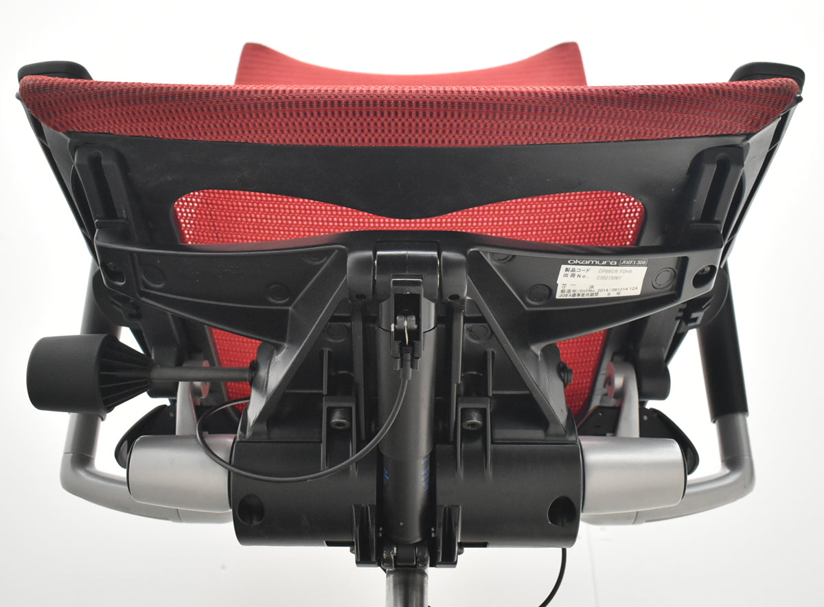 【中古】[難有]オカムラ　バロン　ハイバック　可動肘　ハンガー　シルバー脚　レッド 　2026072207【中古オフィス家具】