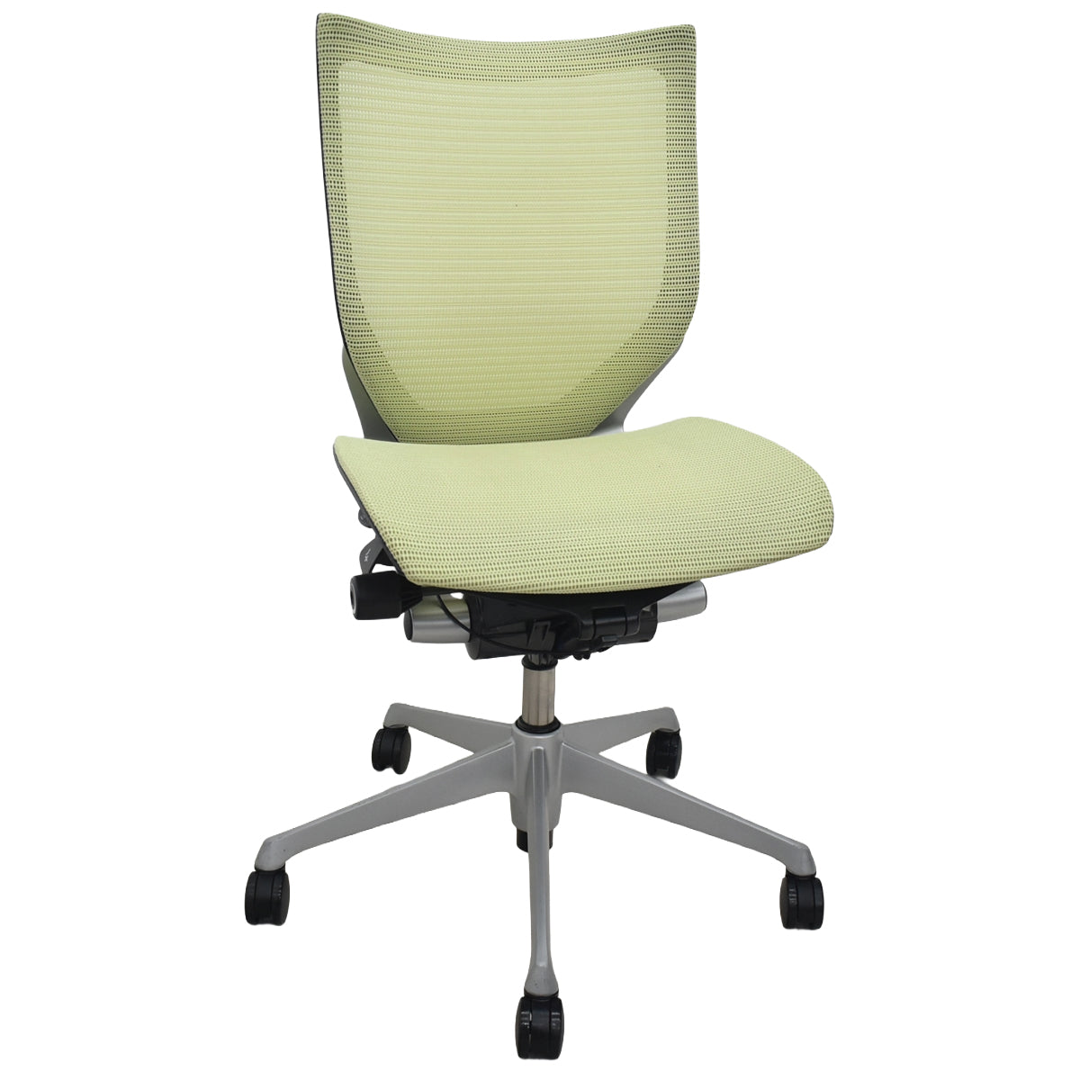 【中古】オカムラ　バロン　ローバック　肘なし　ピスタチオグリーン　2026072209【中古オフィス家具】