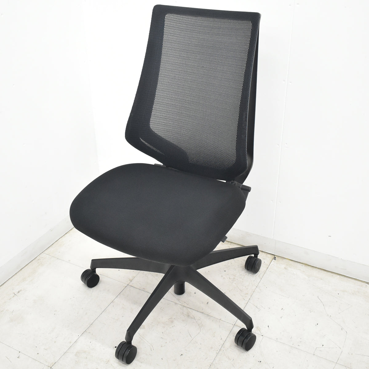 【中古】コクヨ　デュオラ　ブラック　肘なし　2026072906【オフィスチェア】