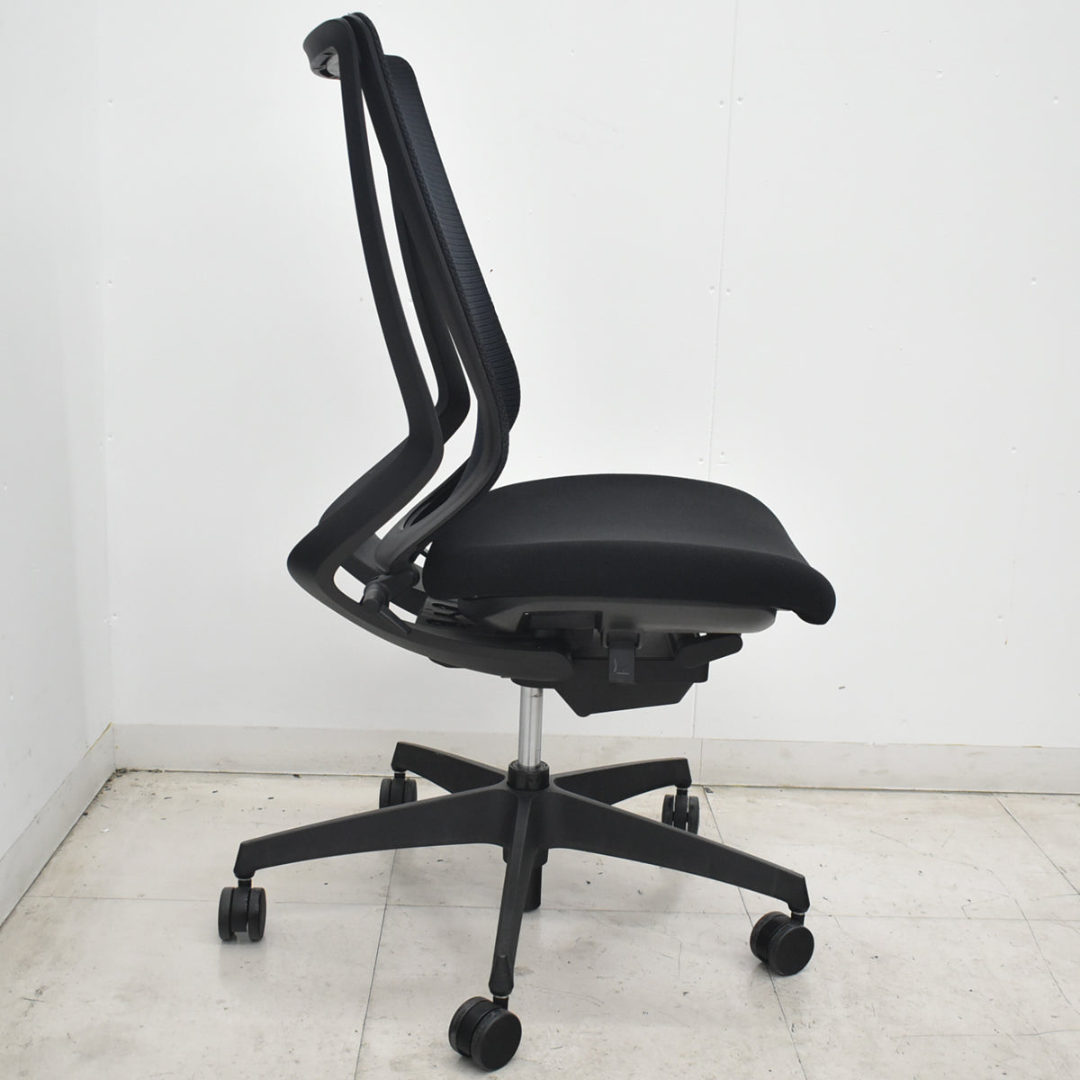 【中古】コクヨ　デュオラ　ブラック　肘なし　2026072906【オフィスチェア】