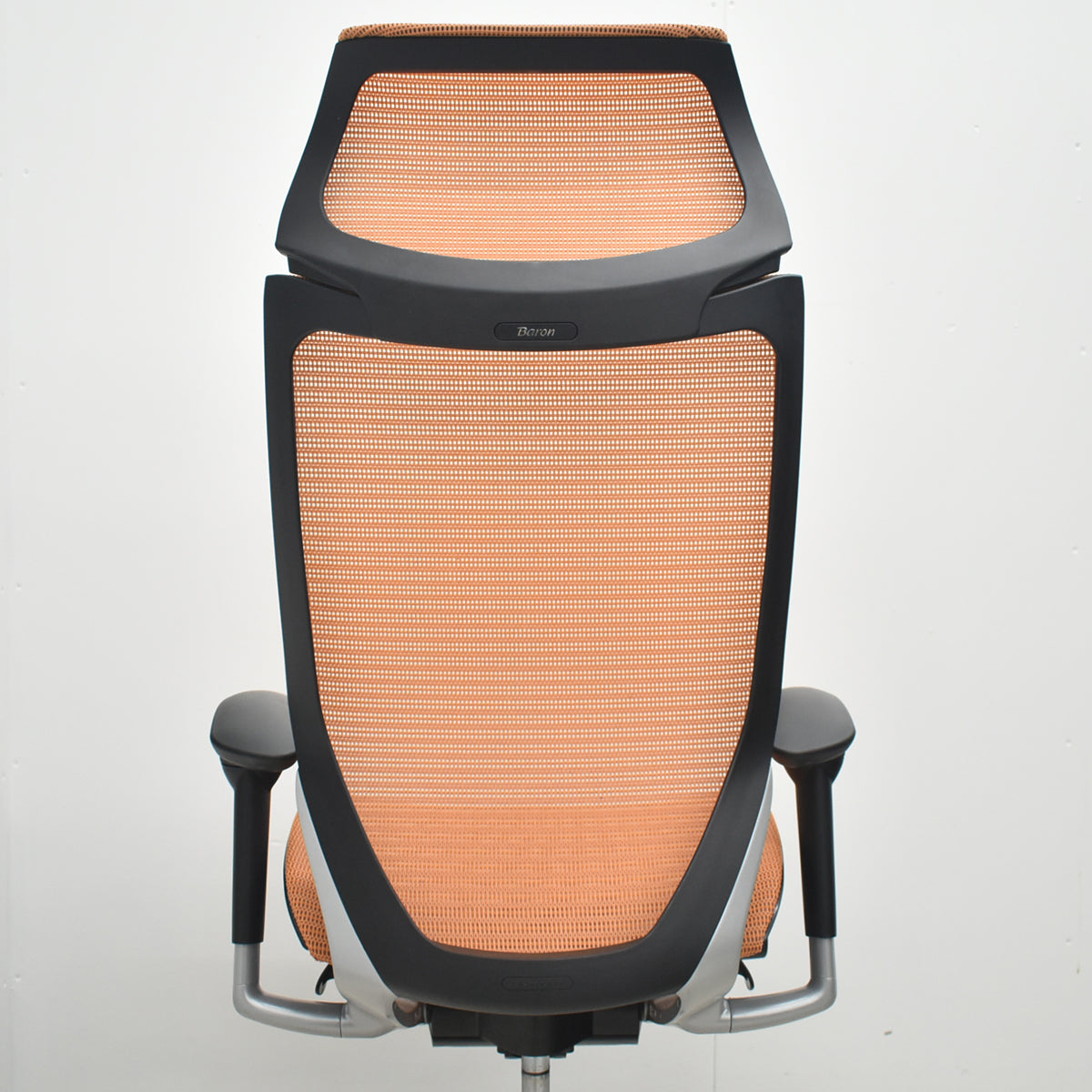 【中古】オカムラ　バロン　エクストラハイバック　可動肘　固定ヘッドレスト　シルバー脚　オレンジ　2026073001【中古オフィス家具】