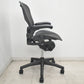 【中古】ハーマンミラー　アーロンチェア　Bサイズ　フル装備　ランバーサポート　ブラック　2026080305【中古オフィス家具】