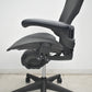 【中古】ハーマンミラー　アーロンチェア　Bサイズ　フル装備　ランバーサポート　肘レバータイプ　昇降ガス新品　ブラック　2026080307【中古オフィス家具】