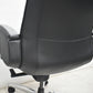【中古】オカムラ　CEシリーズ　エグゼクティブチェア　ハイバック　パネル肘　ブラック　革張り　2026080404【中古オフィス家具】