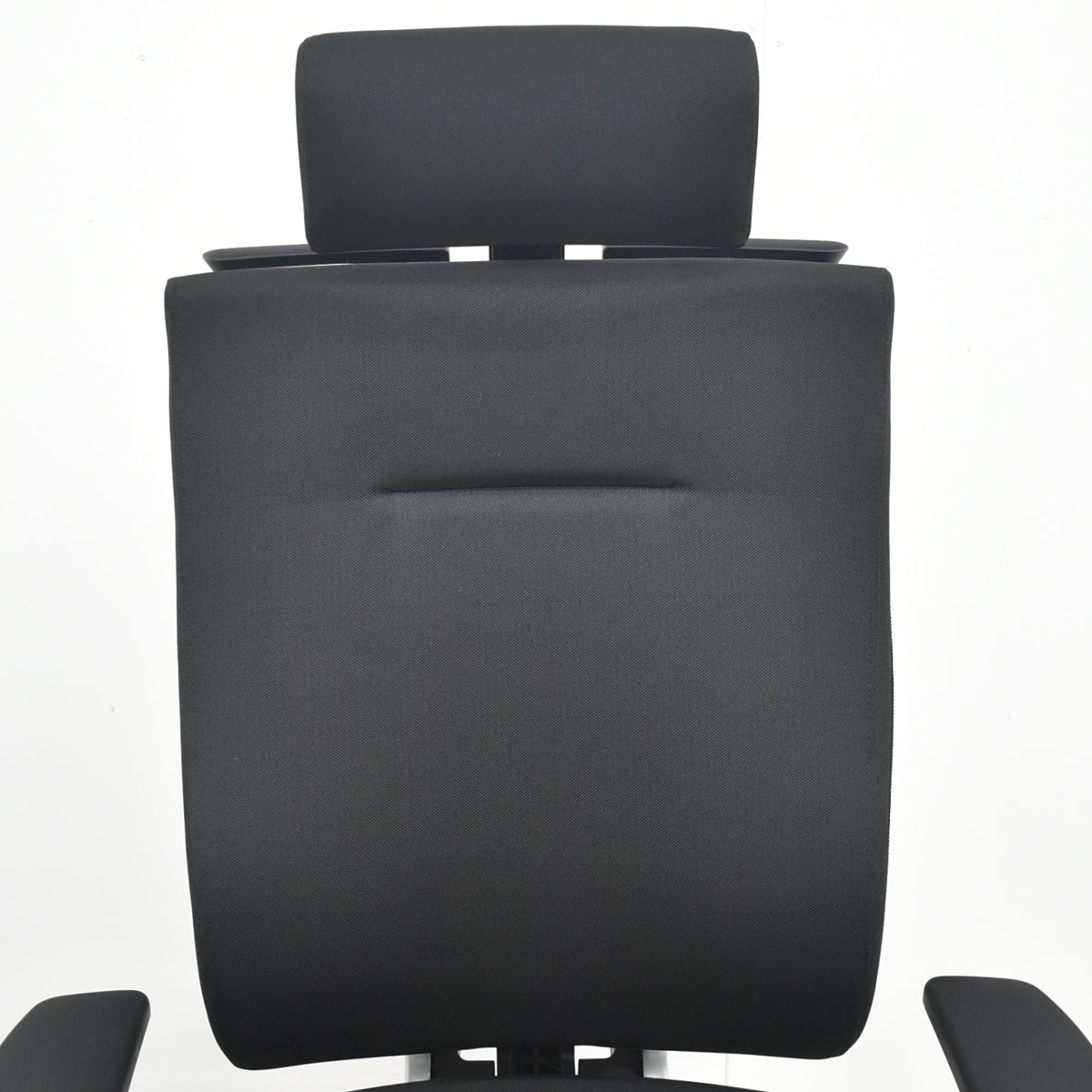 【中古】イトーキ　スピーナ　エクストラハイバック（可動ヘッドレスト）可動肘　アクティブランバーサポート　2023年製　ブラック　2026080405【中古オフィス家具】