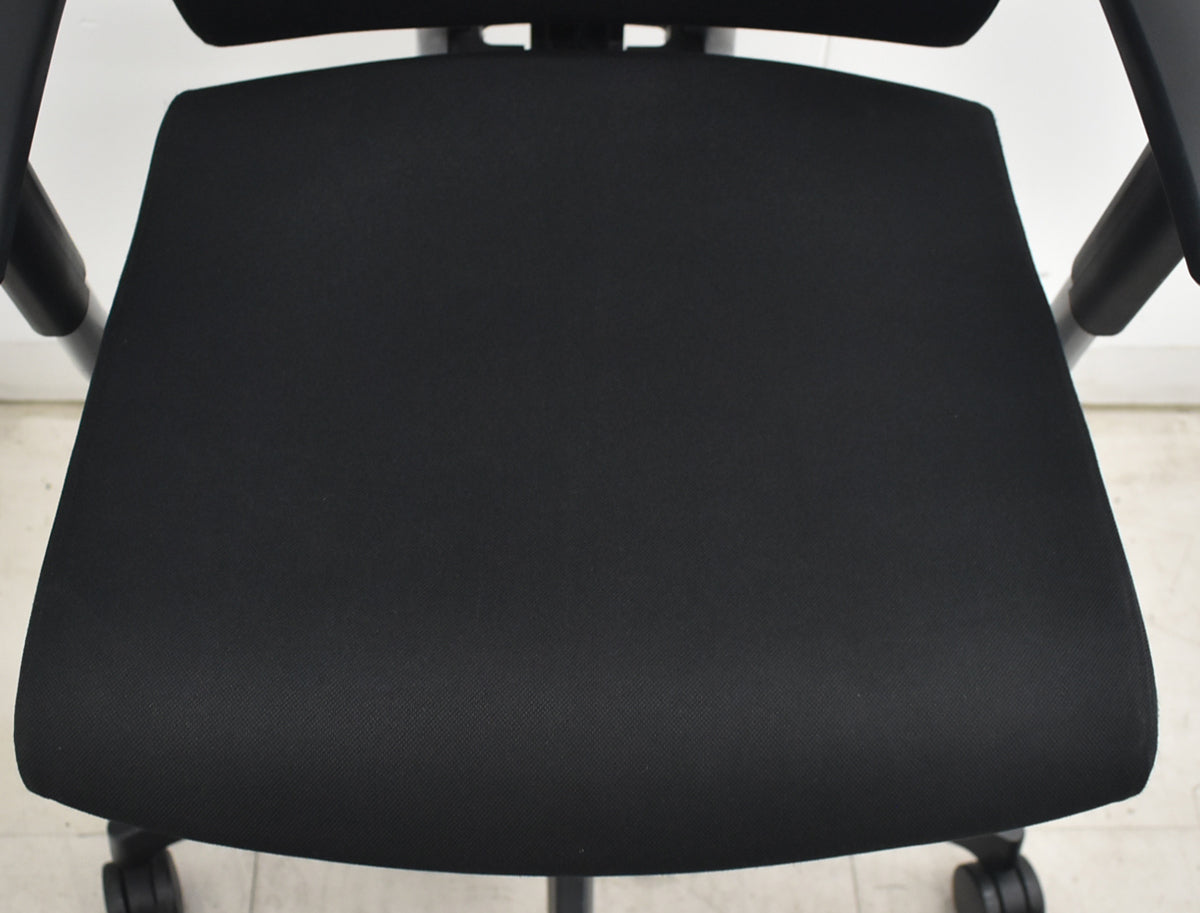 【中古】イトーキ　スピーナ　エクストラハイバック（可動ヘッドレスト）可動肘　アクティブランバーサポート　ハンガー　ブラック　2026080406【中古オフィス家具】
