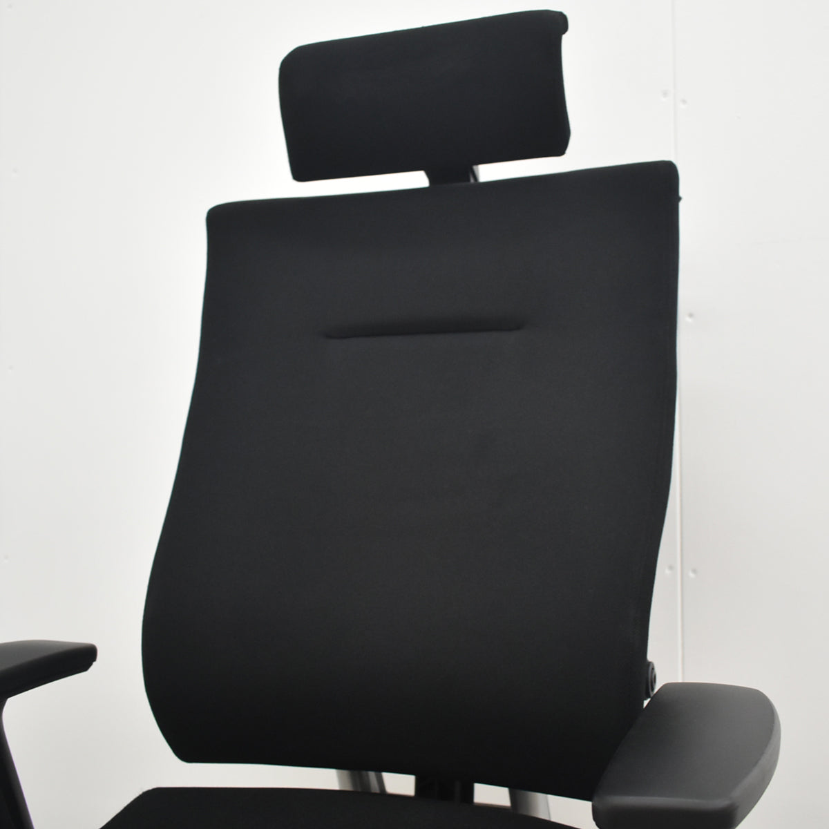 【中古】イトーキ　スピーナ　エクストラハイバック（可動ヘッドレスト）可動肘　アクティブランバーサポート　ハンガー　ブラック　2026080406【中古オフィス家具】