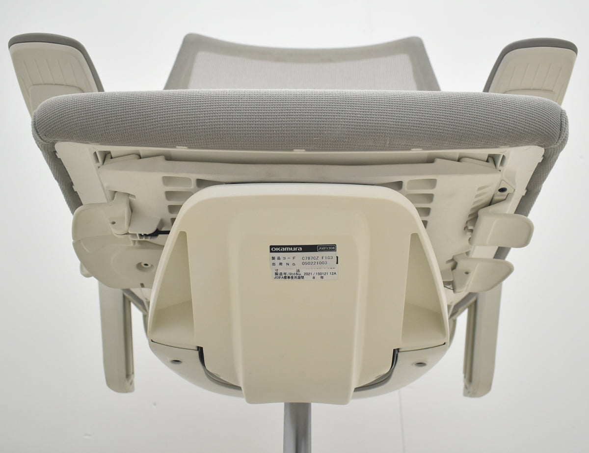 【中古】オカムラ　フィノラ　ハイバック　４Ｄ可動肘　ランバーサポート　ホワイトフレーム　ポリッシュ　2021年製　ライトグレー　2026081004【中古オフィス家具】