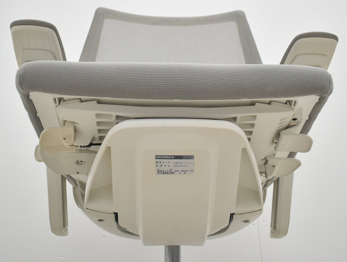 【中古】オカムラ　フィノラ　ハイバック　４Ｄ可動肘　ランバーサポート　ホワイトフレーム　ポリッシュ　2021年製　ライトグレー　2026081007【中古オフィス家具】