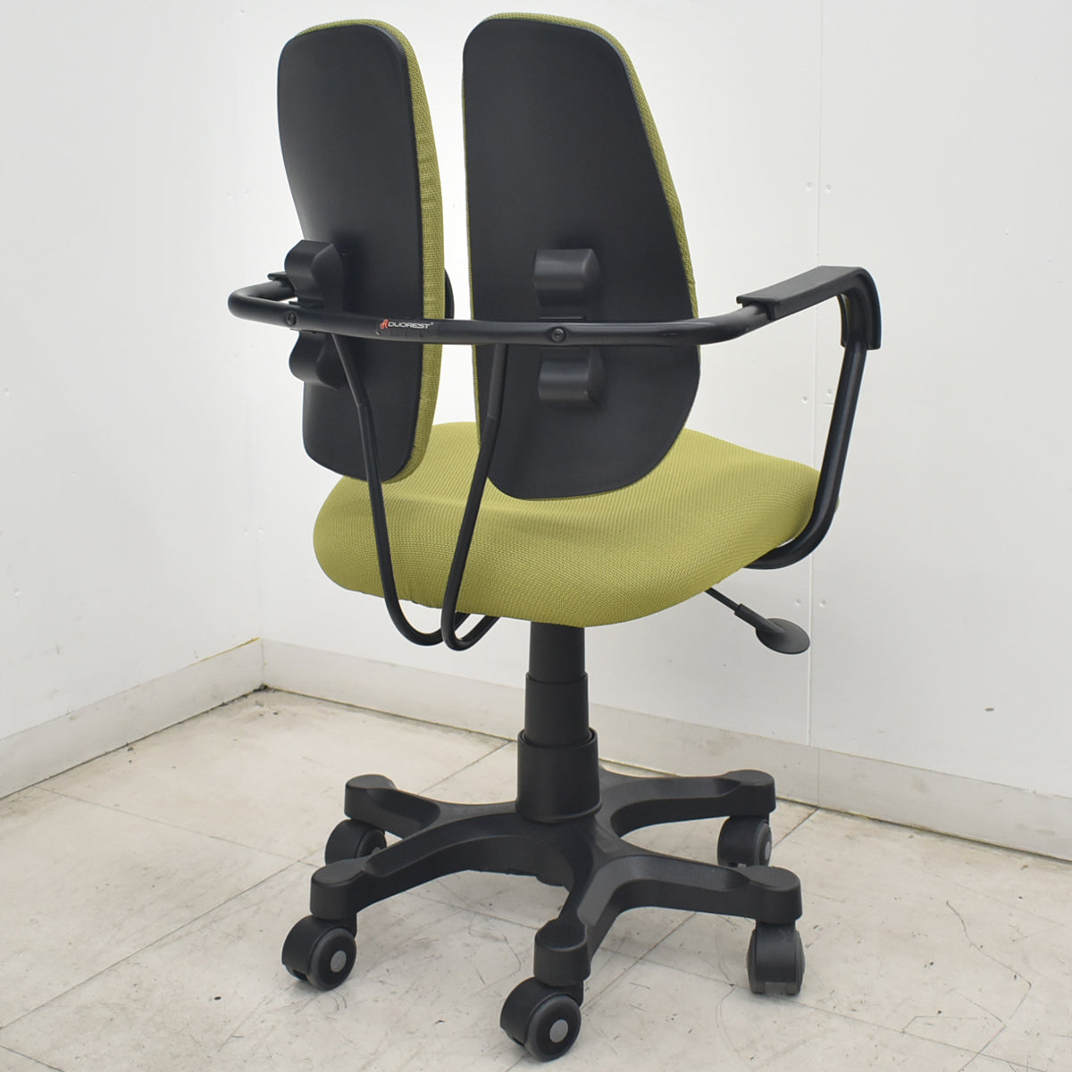 【中古】デュオレスト　コンフィー　DR-260　固定肘　グリーン　2026082001【中古オフィス家具】
