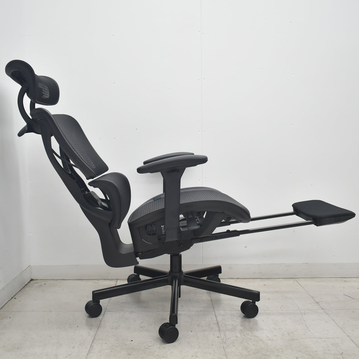 【中古】株式会社COFO（FOS）COFO Chair Pro　ヘッドレスト　フットレスト　ハンガー　ランバーサポート　ウレタンキャスター　ブラック　2026082607【中古オフィス家具】