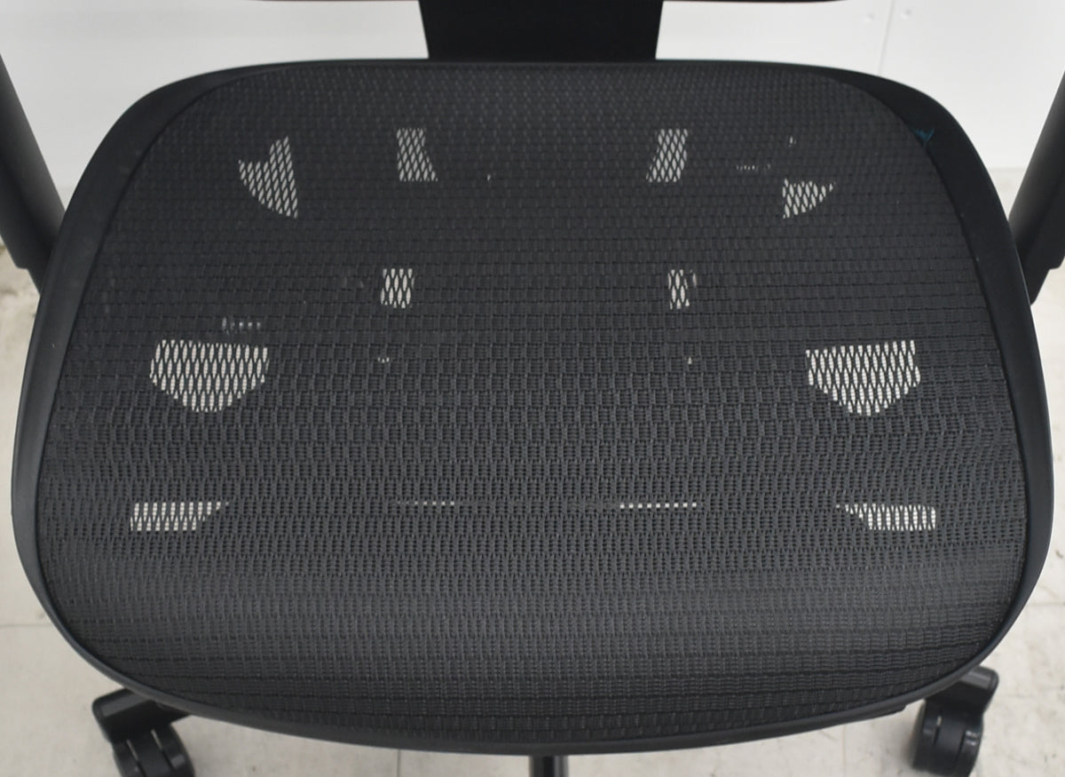 【中古】株式会社COFO（FOS）COFO Chair Pro　ヘッドレスト　フットレスト　ハンガー　ランバーサポート　ウレタンキャスター　ブラック　2026082607【中古オフィス家具】