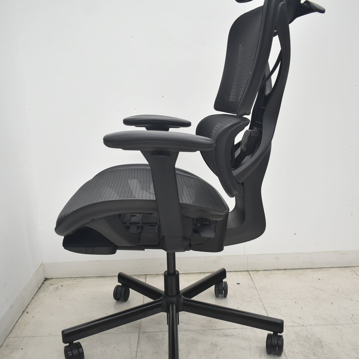 【中古】株式会社COFO（FOS）COFO Chair Pro　ヘッドレスト　フットレスト　ハンガー　ランバーサポート　ウレタンキャスター　ブラック　2026082607【中古オフィス家具】