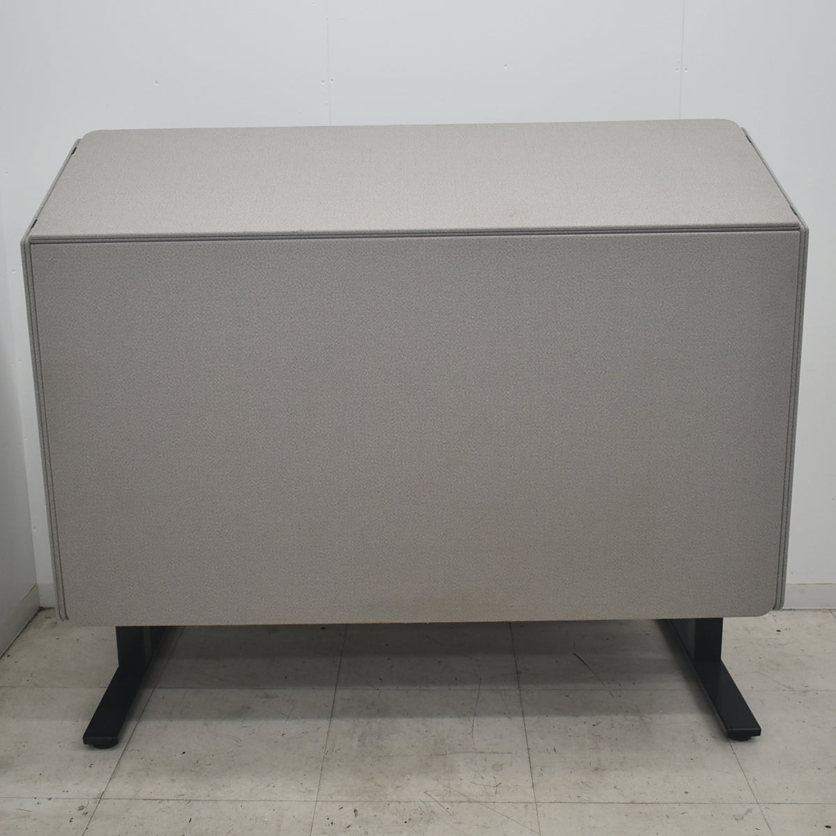 【中古】ウチダ　オペルナ　電動昇降デスク　ブースタイプ　2024年製　幅1550　2026082903【中古オフィス家具】