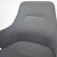 【中古】オカムラ　ライブス　ワークチェア　ロータイプ　木脚　回転タイプ　ダーク脚　2021年製　ダークグレー　2026090701【中古オフィス家具】
