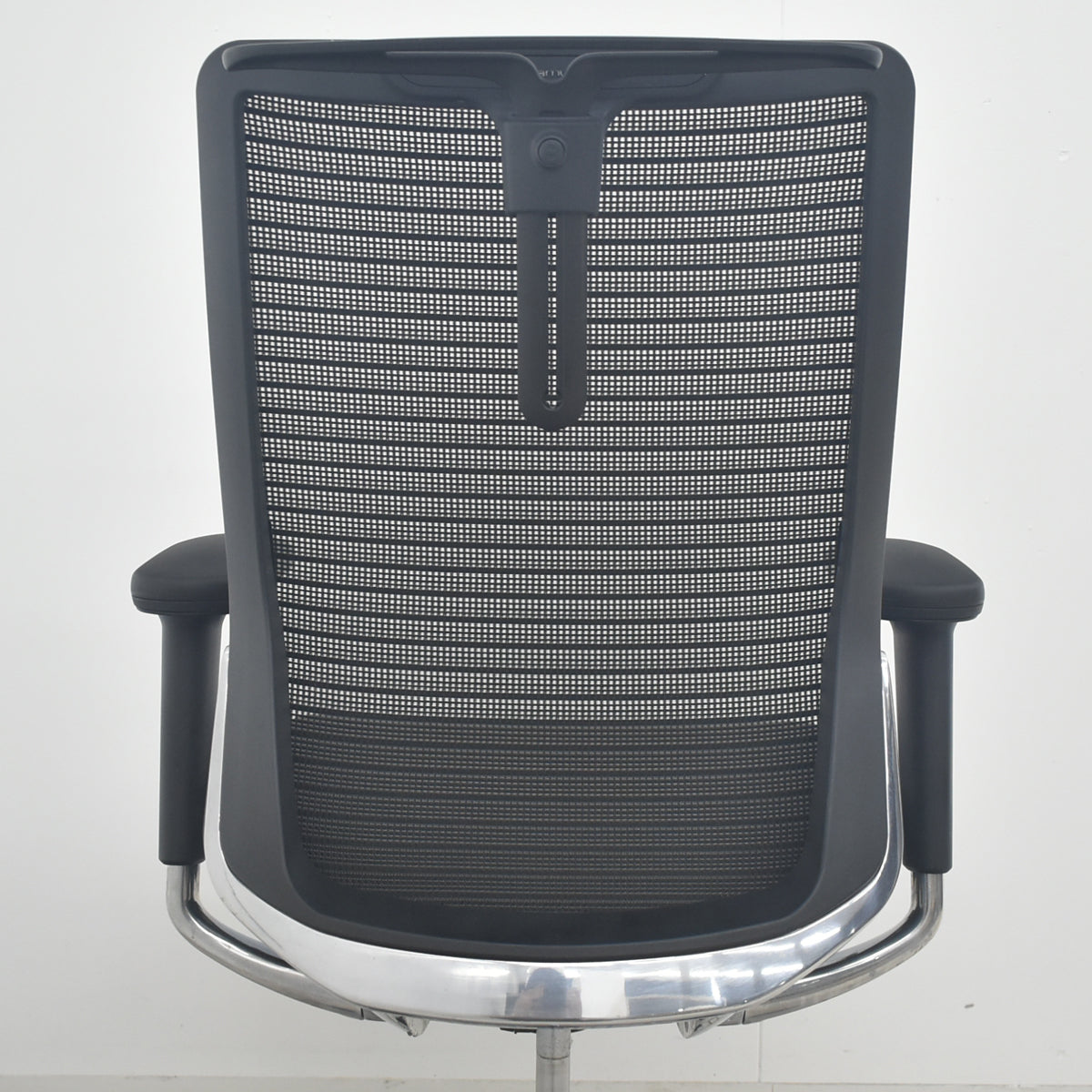 【中古】オカムラ　コーラル　ハイバック　可動肘　ハンガー　ポリッシュ脚　ブラック　2026090804【中古オフィス家具】