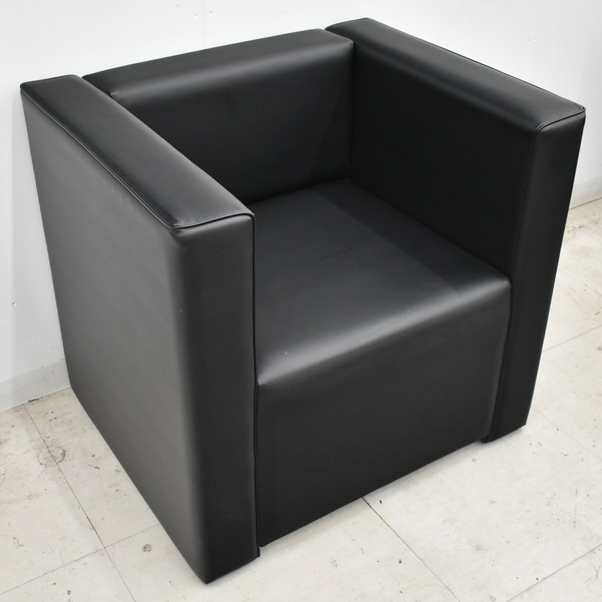【中古】東洋工芸？＋ライオン事務器　応接４点セット　ブラック　幅1740　2026091403【中古オフィス家具】