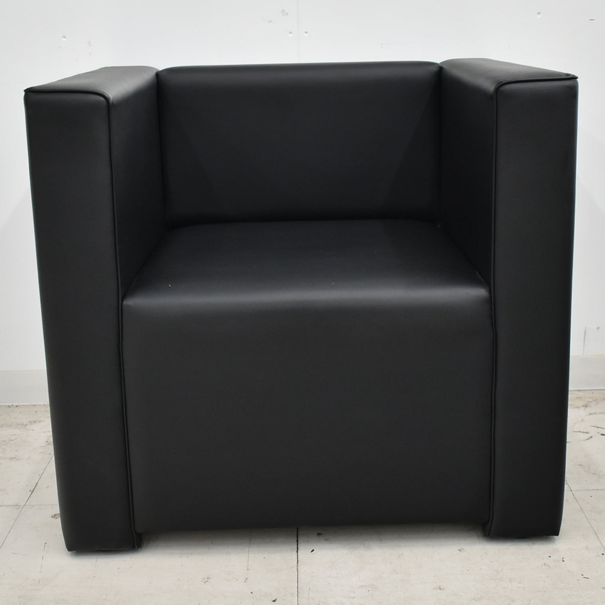 【中古】東洋工芸？＋ライオン事務器　応接４点セット　ブラック　幅1740　2026091403【中古オフィス家具】