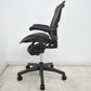 【中古】ハーマンミラー　アーロンチェア　スタンダード　Ｂサイズ　ランバーサポート　昇降ガス新品　ブラック　2026091602【中古オフィス家具】