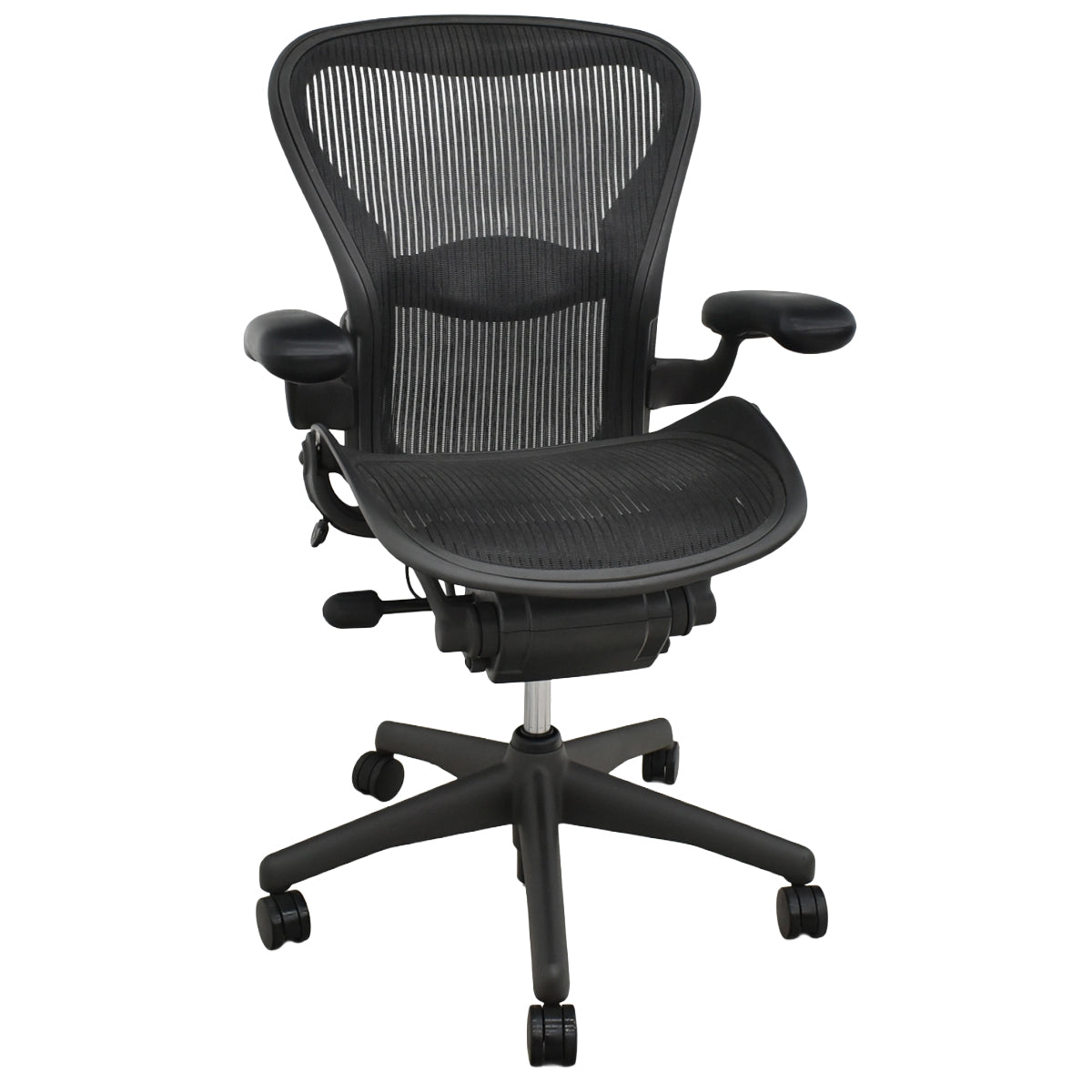 【中古】ハーマンミラー　アーロンチェア　スタンダード　Ｂサイズ　ランバーサポート　昇降ガス新品　ブラック　2026091602【中古オフィス家具】