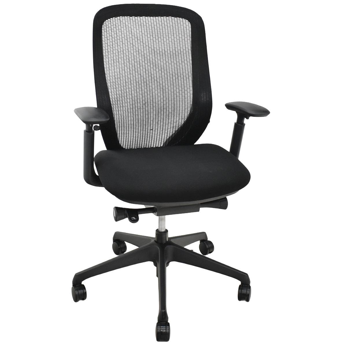 【中古】オカムラ　シルフィー　ハイバック　可動肘　バックカーブアジャスト　前傾機能　ブラック　2026091701【中古オフィス家具】
