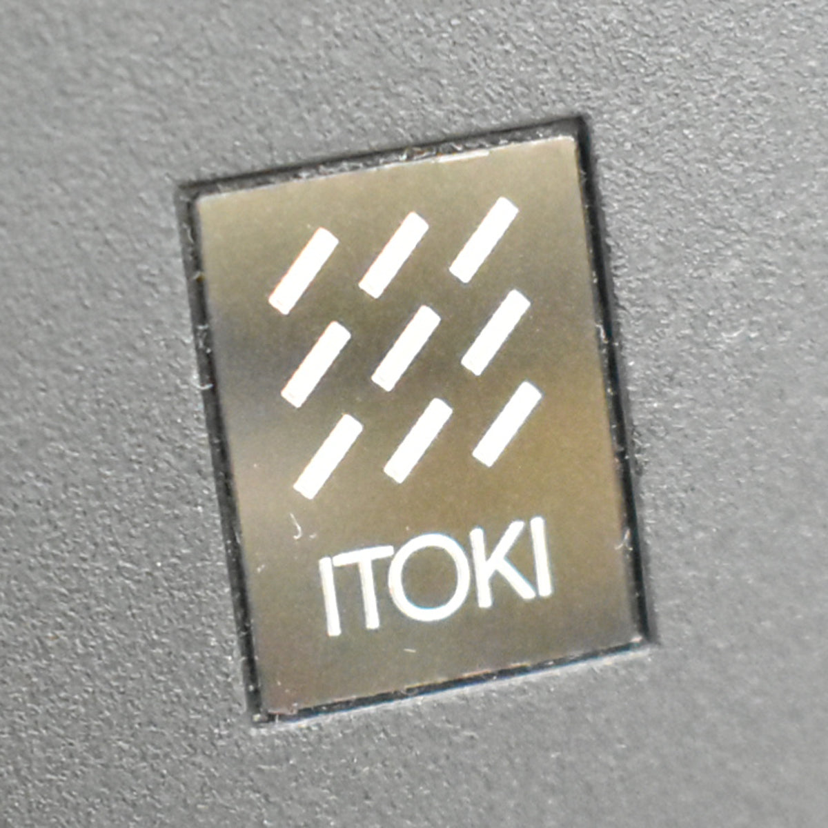 【中古】イトーキ　スピーナ　固定肘　アクティブランバーサポート　エラストマーバック　ポリッシュ　ブラック　2026092502【中古オフィス家具】