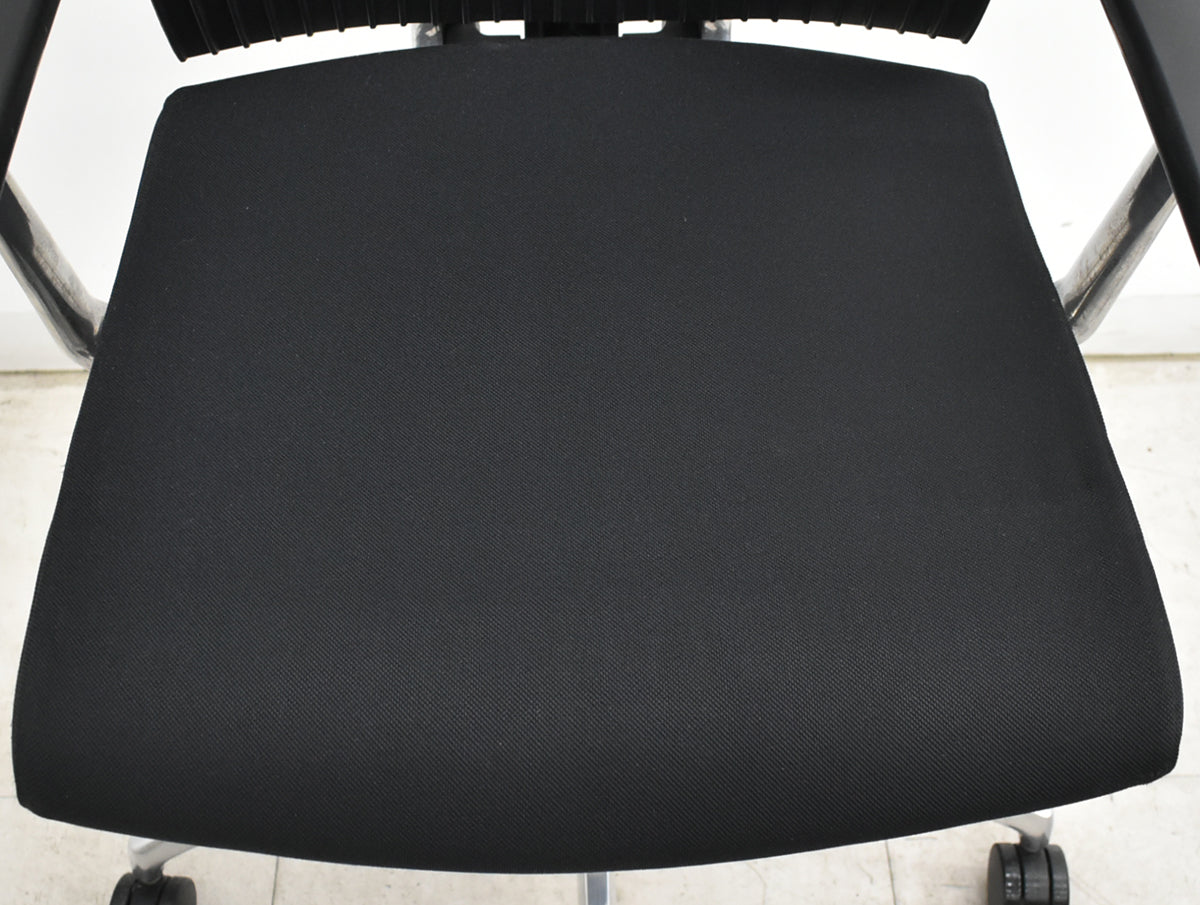 【中古】イトーキ　スピーナ　固定肘　アクティブランバーサポート　エラストマーバック　ポリッシュ　ブラック　2026092503【中古オフィス家具】