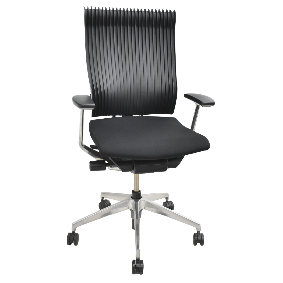【中古】イトーキ　スピーナ　固定肘　アクティブランバーサポート　エラストマーバック　ポリッシュ　ブラック　2026092503【中古オフィス家具】