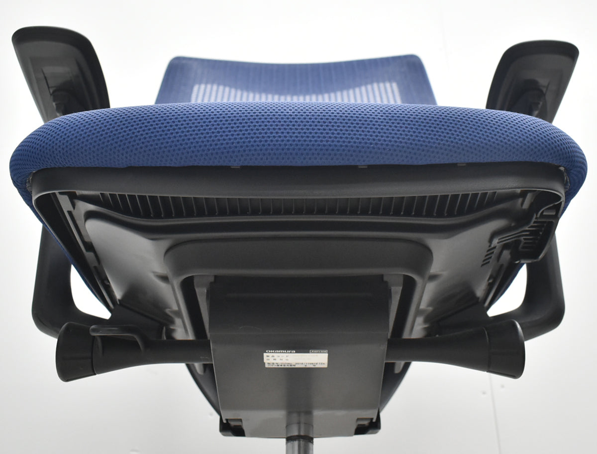 【中古】オカムラ　シルフィー　ハイバック　可動肘　前傾機能　バックカーブアジャスト　ポリッシュ　ネイビー　2026022405【中古オフィス家具】