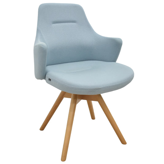 【中古】オカムラ　ライブス　ワークチェア　ロータイプ　木脚　回転タイプ　2021年製　幅613　セージ　2026030302【中古オフィス家具】