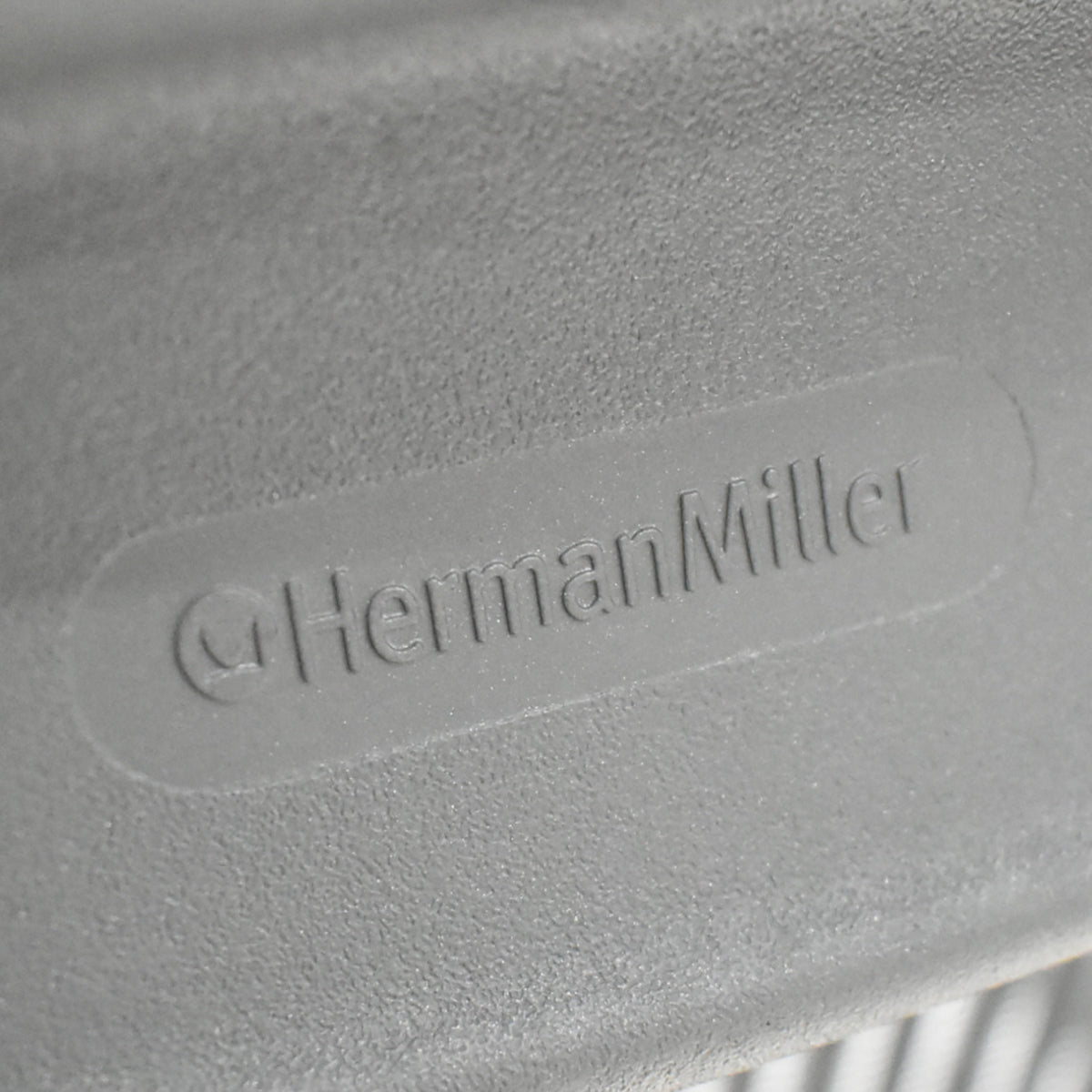 【中古】ハーマンミラー　アーロンチェア　Bサイズ　フル装備　ポスチャーフィット　ポリッシュ　肘レバータイプ　昇降ガス交換済　タキシードメッシュ　2026030601【中古オフィス家具】