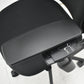 【中古】スチールケース　リープＶ２　APモデル　可動肘　ランバーサポート　肘パッド新型タイプ　ブラック　2026030902【中古オフィス家具】