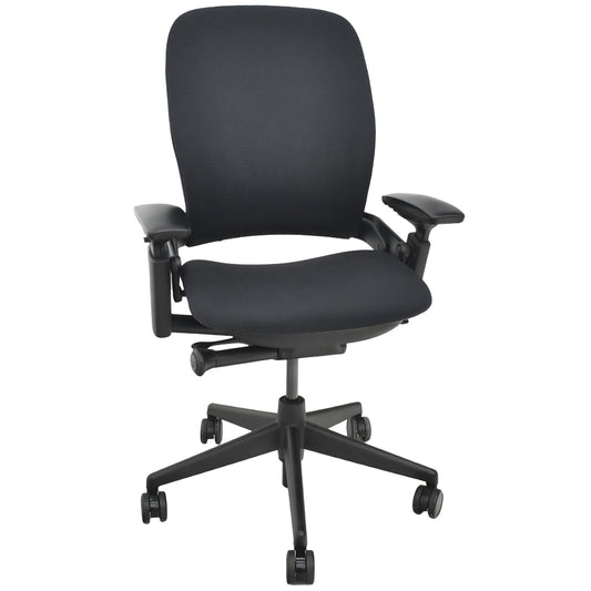 【中古】スチールケース　リープＶ２　可動肘　ランバーサポート　USモデル　ブラック　2026030906【中古オフィス家具】