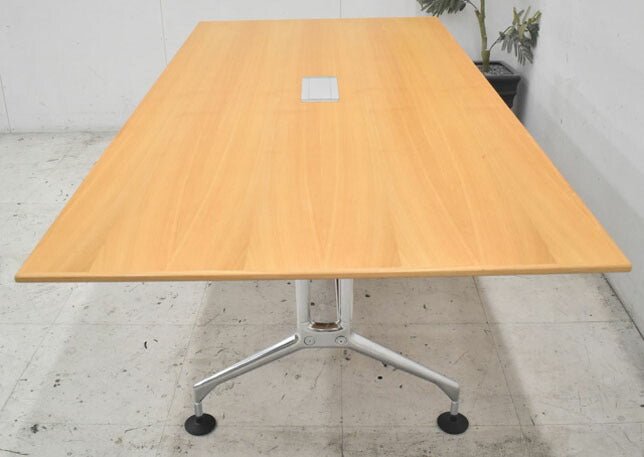 vitra　スパチオ　テーブル　W2100　2022110702【中古オフィス家具】【中古】