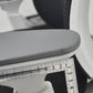 コクヨ　ベゼル　可動肘（クランクスライドアーム）ウェブモーションサポート ハンガー　2023011102【中古オフィス家具】【中古】