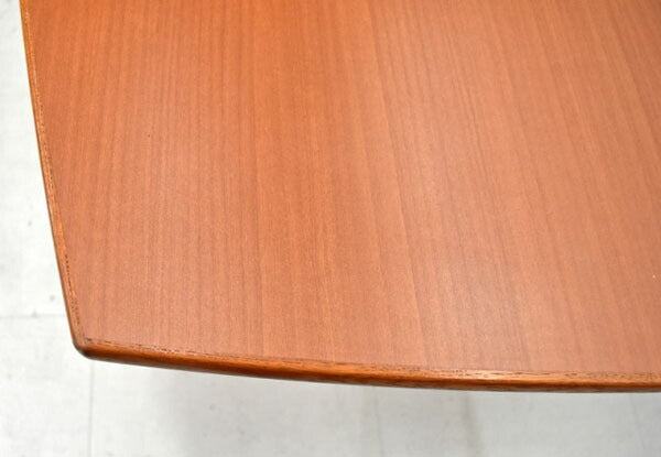 コクヨ　ＫＯＫＵＹＯ　大型会議テーブル　W2400　2017082302【中古オフィス家具】【中古】